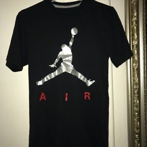 Black jordans shirt Clearance